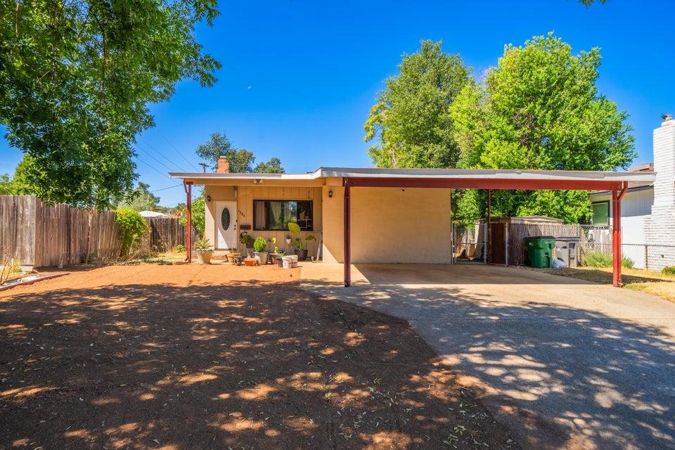 1326 Jeffries Avenue
