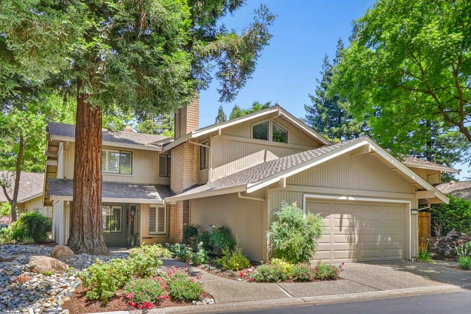 2044 University Park Drive