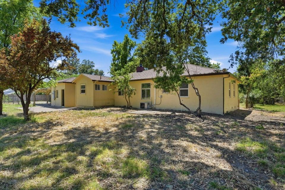 10677 Deschutes Road