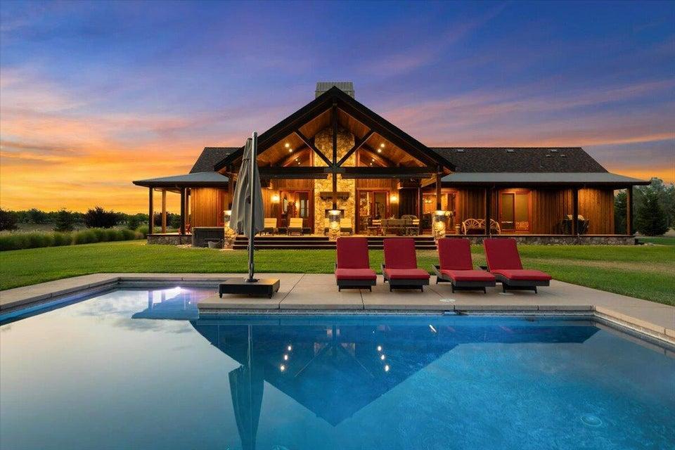 15170 China Rapids Drive