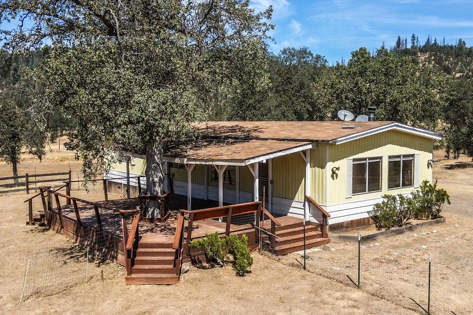 61 Blanchards Flat Road
