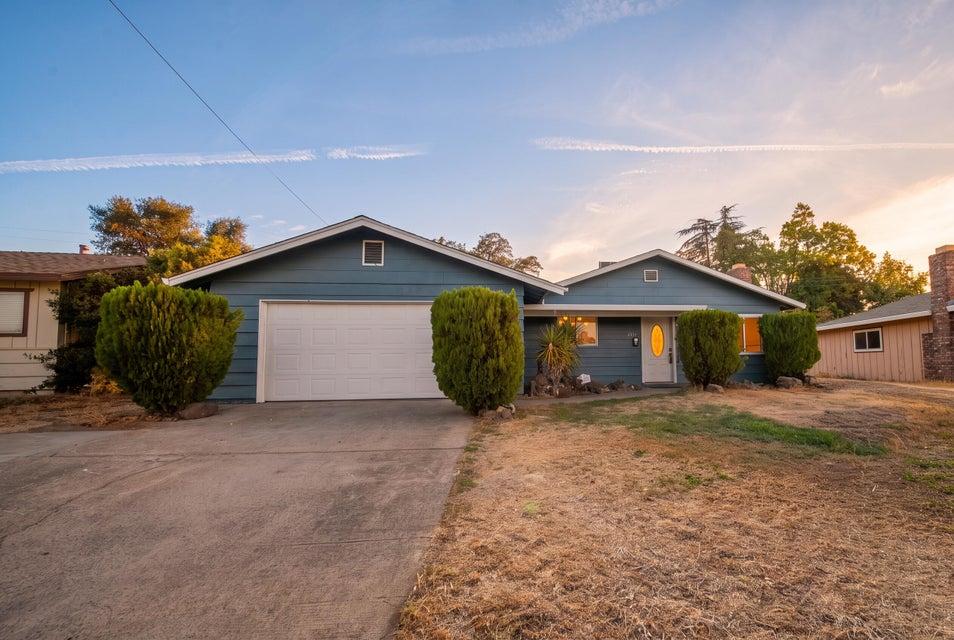 1458 Hemlock Avenue