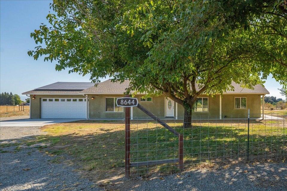 8644 El Camino Avenue