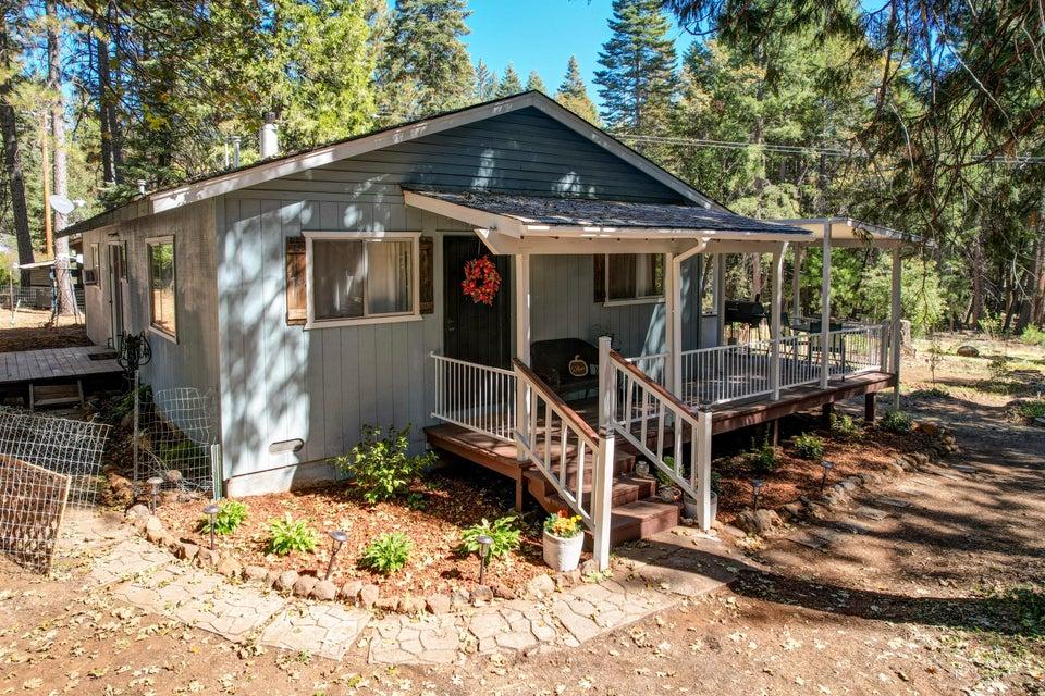 7702 Woodland Way