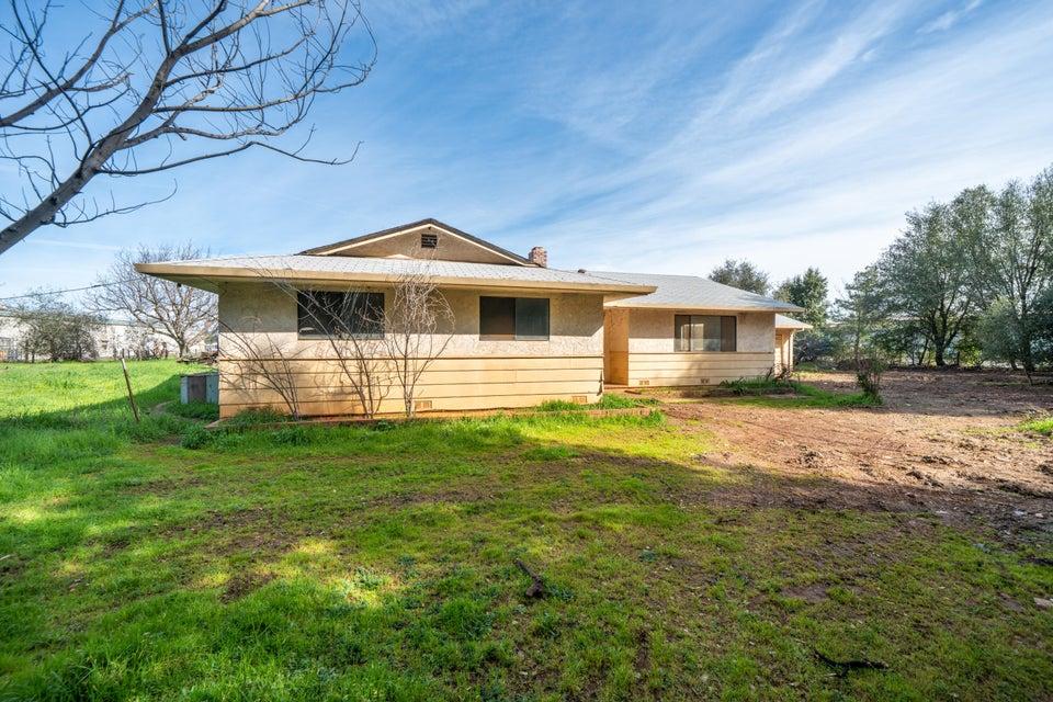 8743 Airport Road