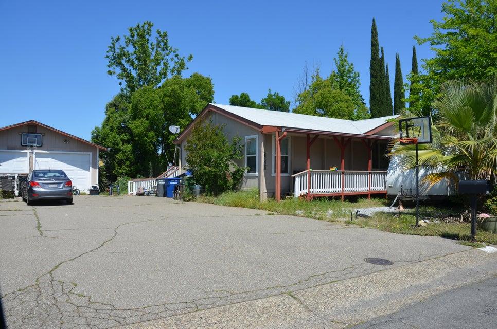 1047 Valli Court