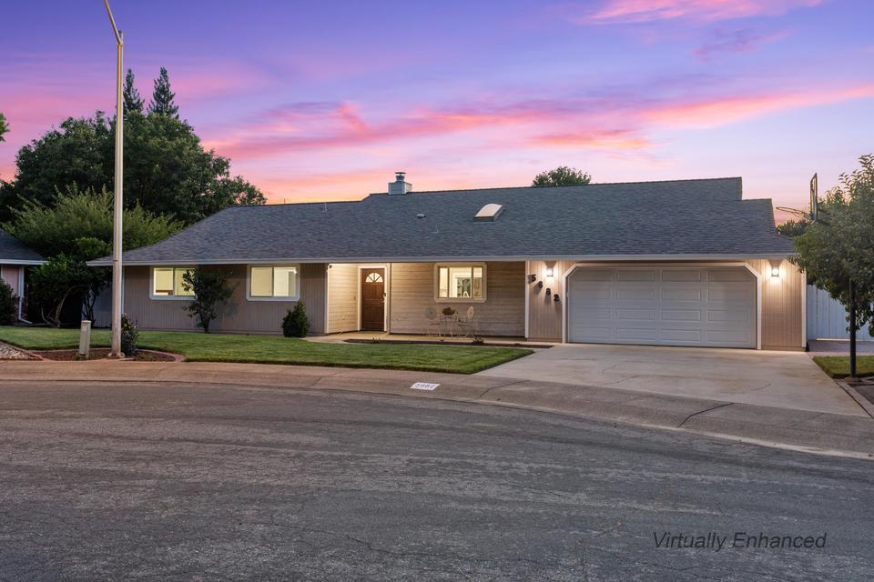 5882 Farm House Lane