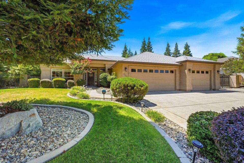 2440 Crescent Moon Court