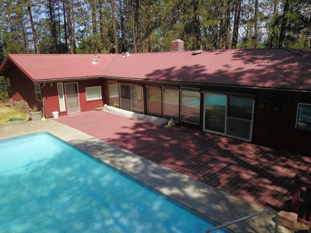 38327 California 299