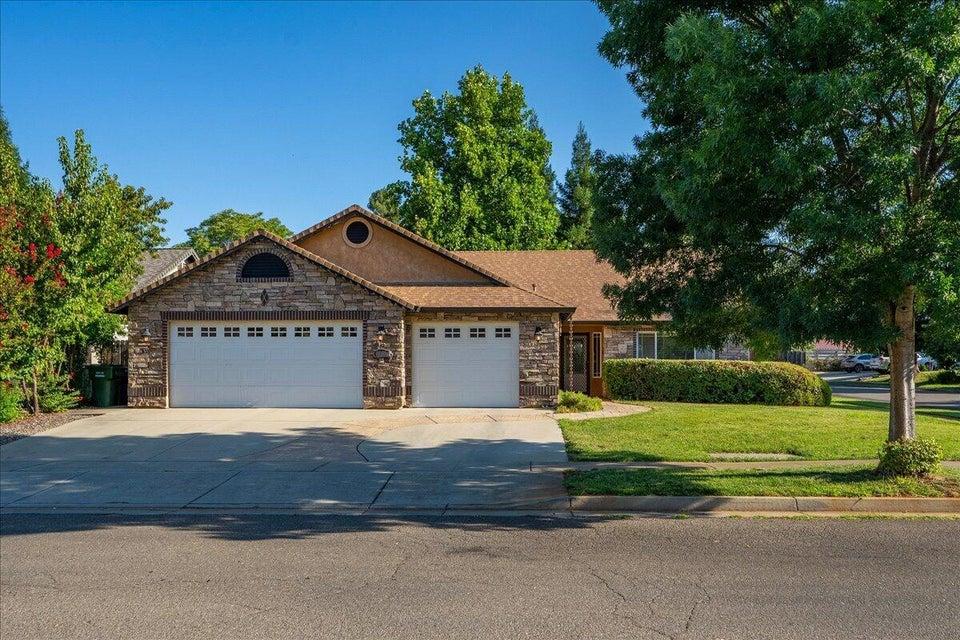 2094 Button Place