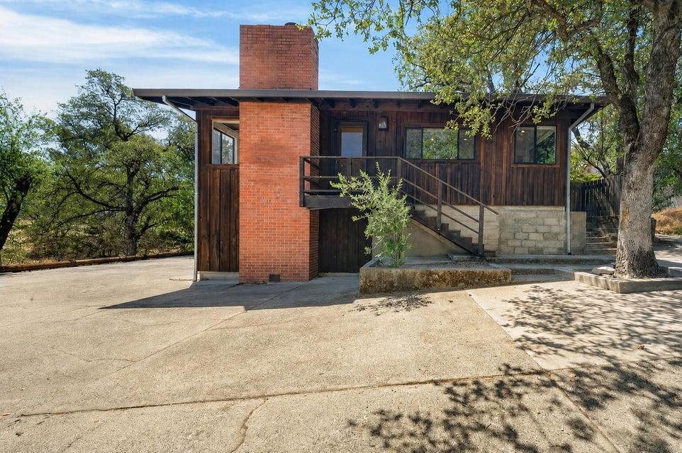 1640 Highland Avenue
